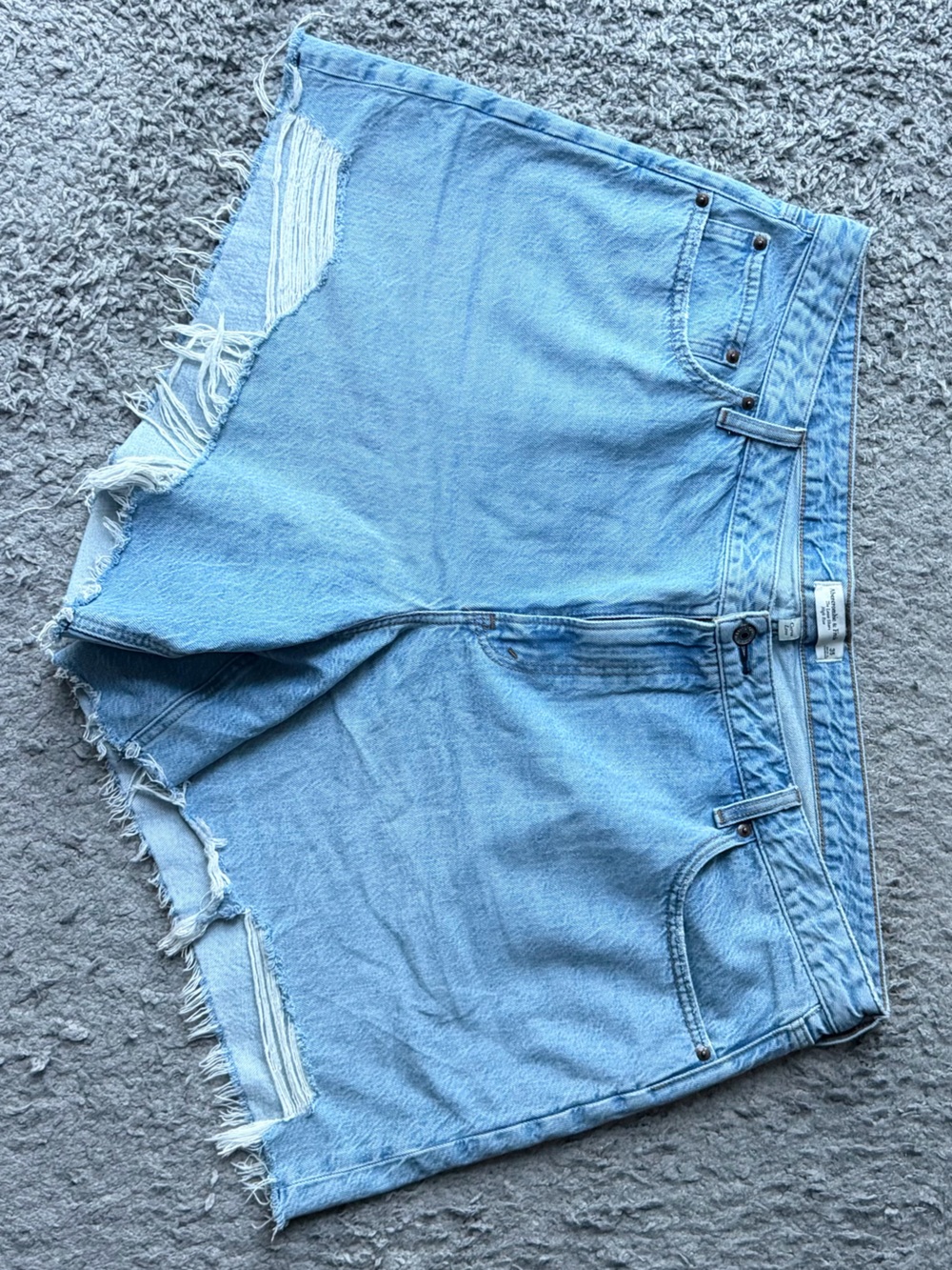 Abercrombie & Fitch Curve Love High Rise Loose Short
